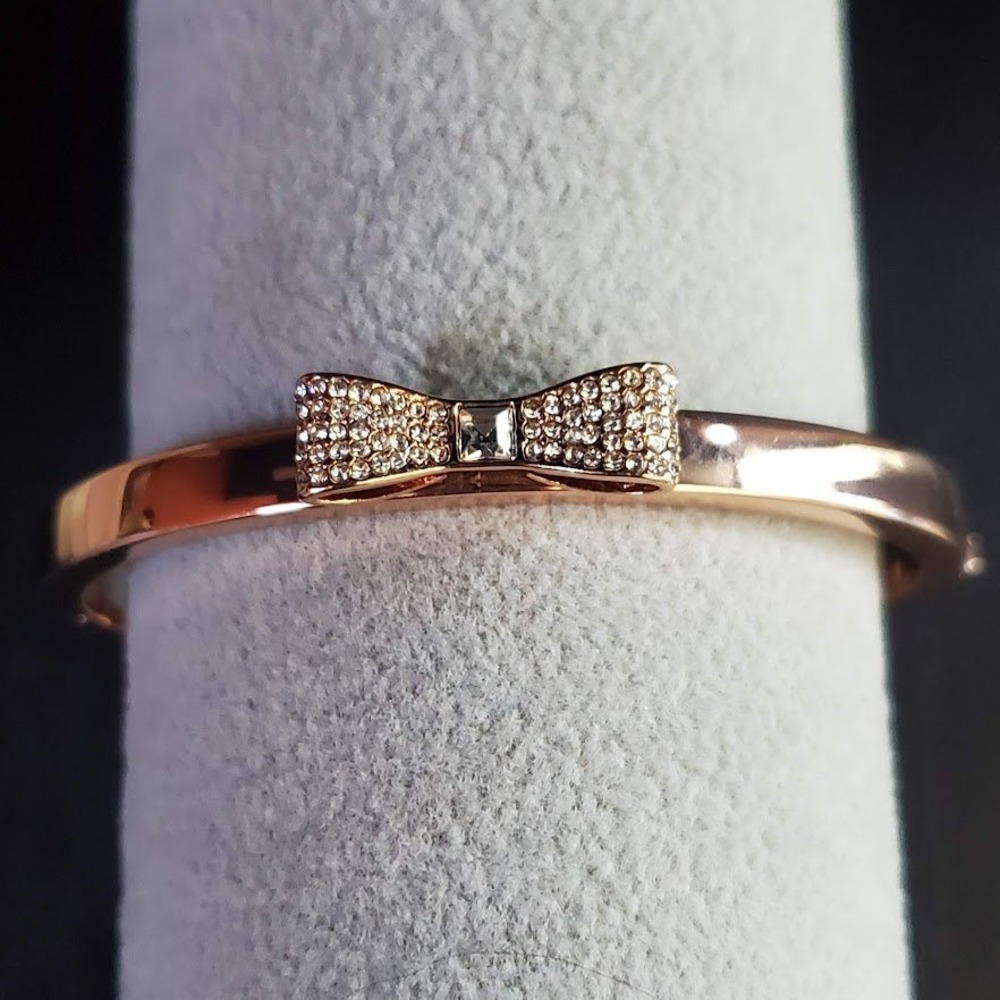 Kate Spade Ready Set Bow Hinged Bangle Bracelet Rose Gold with Pave Bow Signed - Picture 9 of 11